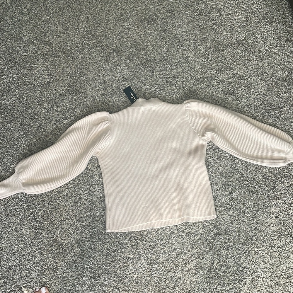 Lulus cropped sweater - Picture 3 of 3